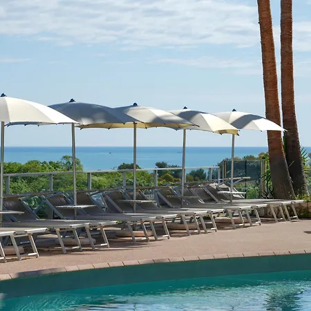 Thalazur - & מלון 4*